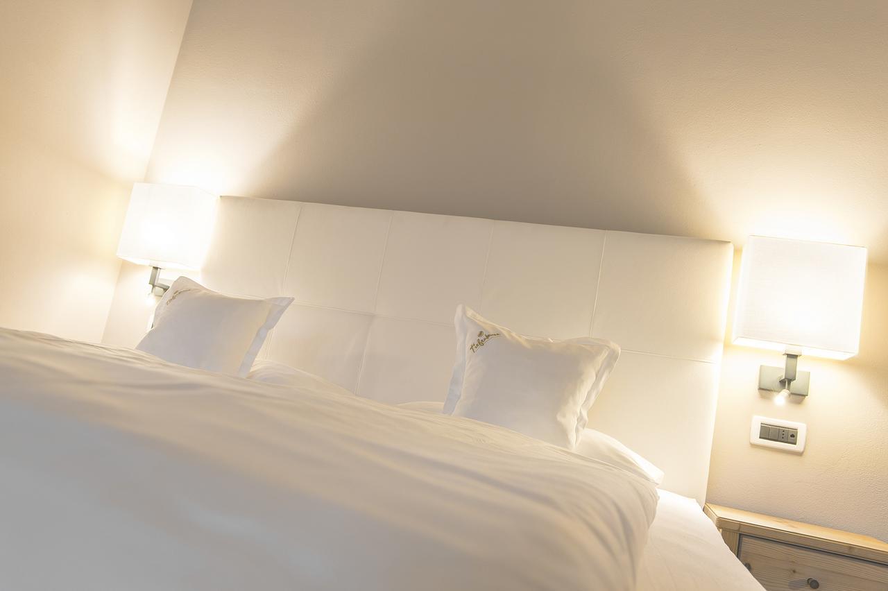 Hotel Tiefenbrunn Gardensuites & Breakfast Lana Ruang foto